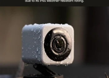 Wyze Cam v4 - front design view