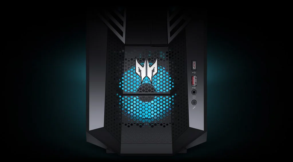 Acer Predator Orion 3000 - in-use shot