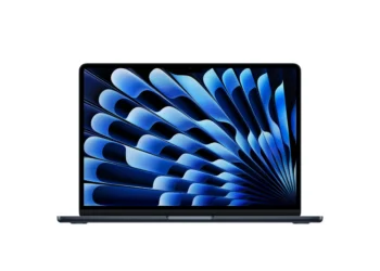 Apple MacBook Air 13 M5 — official Amazon product image