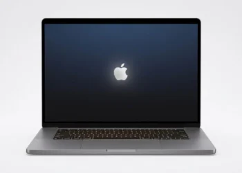 Apple MacBook Pro M6 - front design view