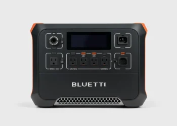 Bluetti AC500 Max - front design view