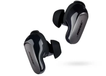 Bose QuietComfort Ultra Earbuds — official Amazon product image