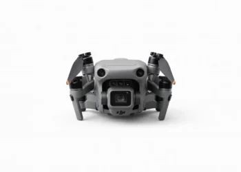 DJI Mavic 4 Pro - front design view