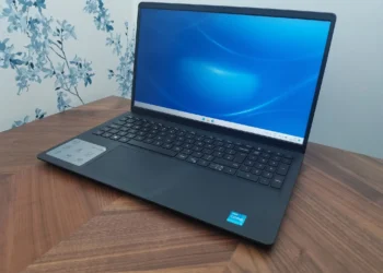 Dell Inspiron 15 3000 (2025 Edition) - front design view