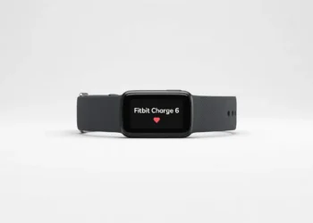 Fitbit Charge 6 - front design view