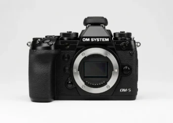 OM System OM-5 Pro - front design view