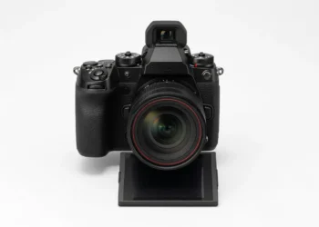 Panasonic Lumix G9 II - front design view