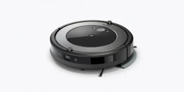 Roomba Combo j9+ - front design view