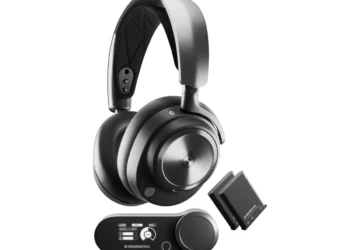 SteelSeries Arctis Nova Pro Wireless — official Amazon product image