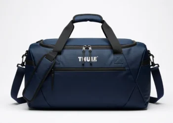 Thule Chasm Sport Duffel Bag 40L - front design view