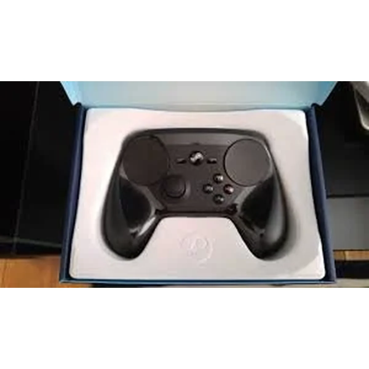 Valve Steam Controller — Amazon gallery image 2