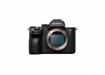Sony A7R V