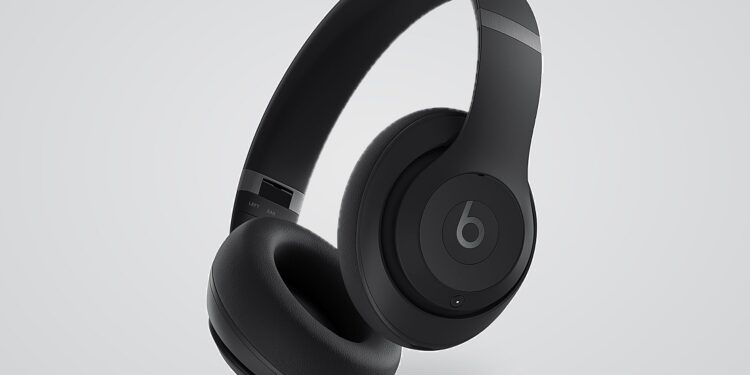 Beats Studio Pro: Two Generations Compared